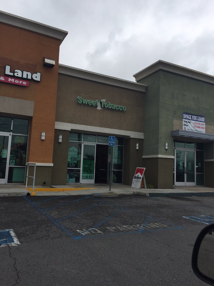 Rosecrans Towne Centre