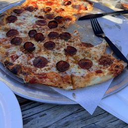 Pepperoni pizza w/ hot honey Pepperoni pizza w/ hot honey