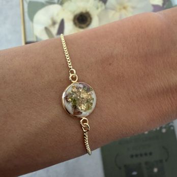 Botany Bloom - Bracelets and jewelry box - Floral Designers Near Me - Orange, California Botany Bloom - Bracelets and jewelry box - Floral Designers Near Me - Orange, California