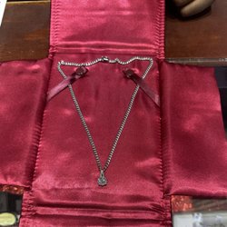 Diamond Hut Jewelers