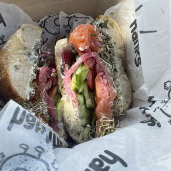 Hank's Bagels - Coffee & Tea Near Me - Burbank, California