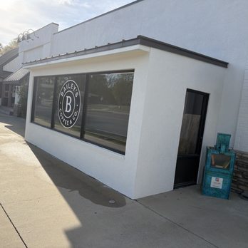 Lavish Coffee Bar - Coffee & Tea Near Me - Jasper, Alabama Lavish Coffee Bar - Coffee & Tea Near Me - Jasper, Alabama