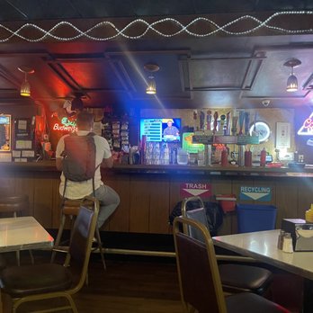 Matt's Bar - Interior - Burgers Near Me - Minneapolis, Minnesota