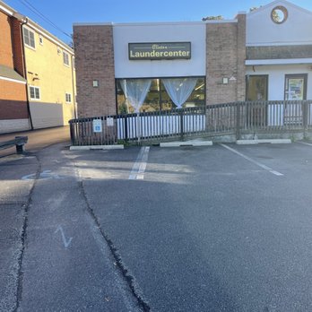 Clinton Launder Center - Parking up front. They have a larger parking lot in the back and a back door to the laundromat as well. - Laundry Services Near Me - Clinton, New Jersey