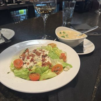 Mo's A Place for Steaks - Soup & salad - Steakhouses Near Me - Greenwood, Indiana