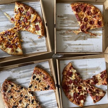 Sammy's Pizza - Buffalo ranch chicken, meat lovers, pepperoni and vegetarian - Pizza Near Me - Canton, Michigan