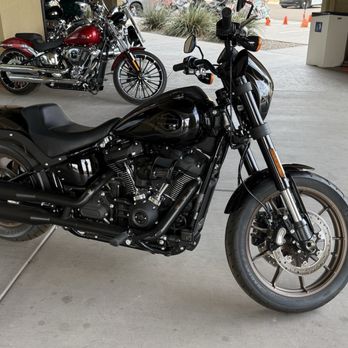 RoadRunner Harley-Davidson - Motorcycle Dealers Near Me - Goodyear, Arizona