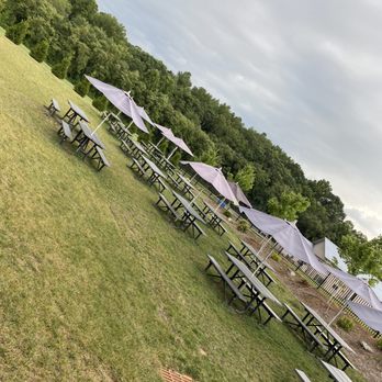 Appalachian Chic - Burning blush brewery outdoor seating - Food Trucks Near Me
