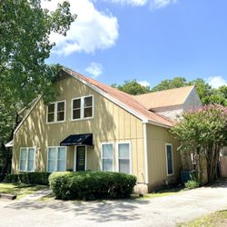 Renew Hormone Health - West Lake Hills office building, conveniently located off of WestLake Drive & Redbud.