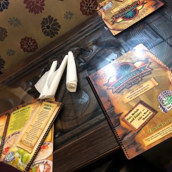 Monarca's - Notice our empty table as we haven't been served in over 20 minutes I've never been to a restaurant that charges 5 dollars for chip refills - Mexican Near Me - Cape Coral, Florida Monarca's - Notice our empty table as we haven't been served in over 20 minutes I've never been to a restaurant that charges 5 dollars for chip refills - Mexican Near Me - Cape Coral, Florida