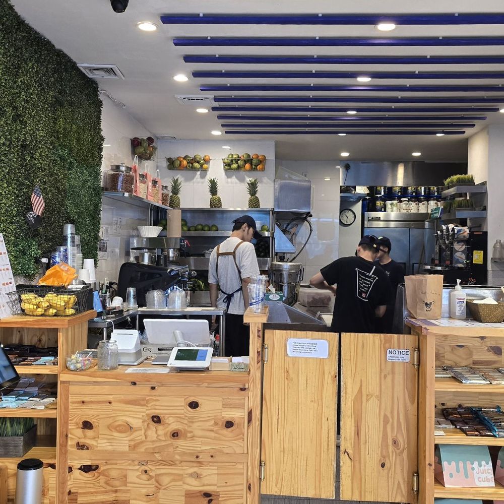 Juicy Cube - Clean shop. - Juice Bars & Smoothies Near Me - New York, New York Juicy Cube - Clean shop. - Juice Bars & Smoothies Near Me - New York, New York