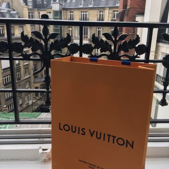 Louis Vuitton - Luggage Near Me - Paris, 75 Louis Vuitton - Luggage Near Me - Paris, 75