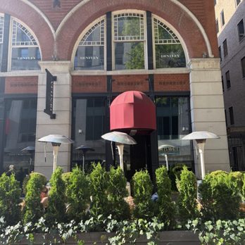 Bavette's Bar & Boeuf - Outside - Steakhouses Near Me - Chicago, Illinois Bavette's Bar & Boeuf - Outside - Steakhouses Near Me - Chicago, Illinois