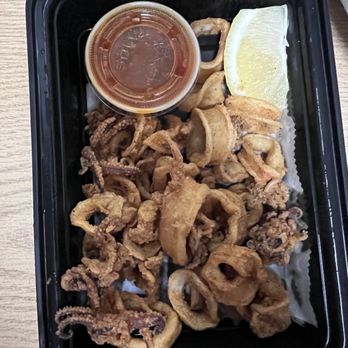 Piccante - $17 Stale rubber band consistency and sparsely filled container of "Calamari". - Italian Near Me - Brooklyn, New York Piccante - $17 Stale rubber band consistency and sparsely filled container of "Calamari". - Italian Near Me - Brooklyn, New York