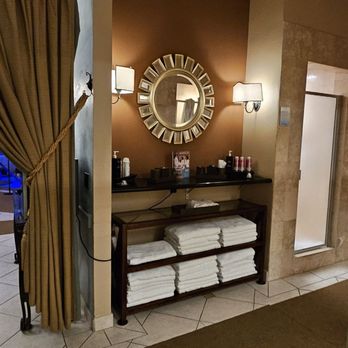 Burke Williams - Skin Care Near Me - Orange, California Burke Williams - Skin Care Near Me - Orange, California