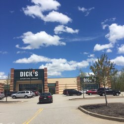 DICK'S Sporting Goods - Dick's Sporting Goods of Northborough -- Northborough Crossing : 5102 Shops Way, Northborough                Storefront