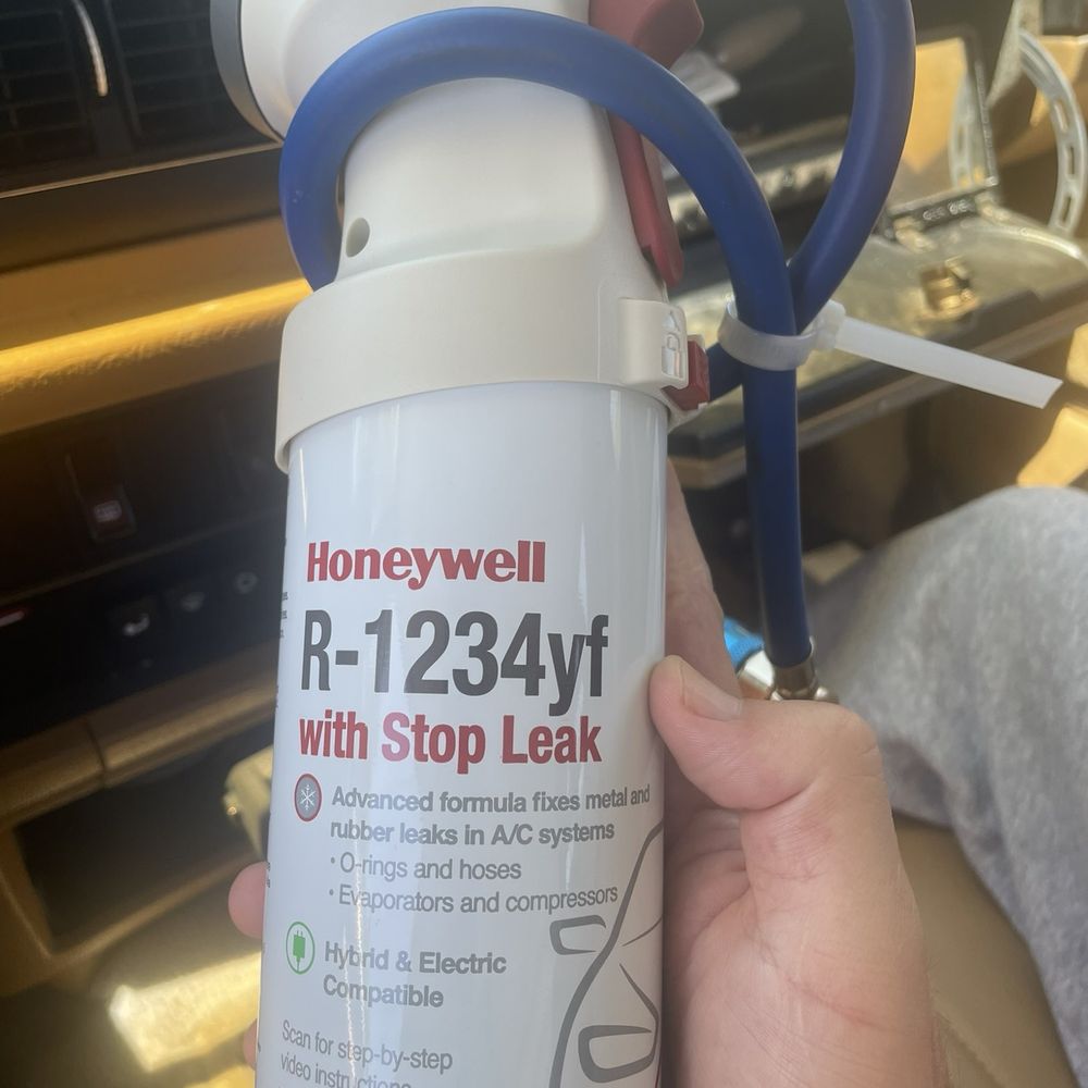 Refrigerant for a VW Jetta 2019.