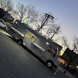 Shake Shack Food Truck - Delivery Food Truck