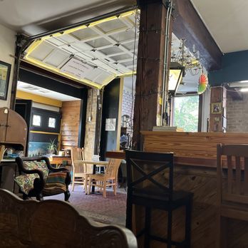 Frederick Soups and Comfort Foods - Cozy eclectic interior - Comfort Food Near Me - Frederick, Maryland Frederick Soups and Comfort Foods - Cozy eclectic interior - Comfort Food Near Me - Frederick, Maryland