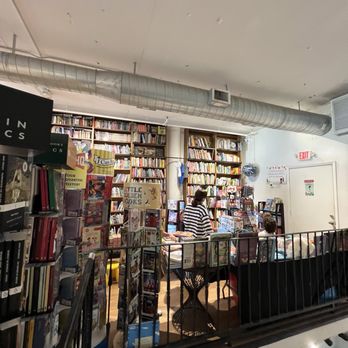 Books & Books - Bookstores Near Me - Coconut Grove, Florida Books & Books - Bookstores Near Me - Coconut Grove, Florida