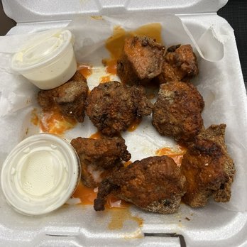 Pizza Mood - Dry rock hard boneless 12 Pieces Bone-In Wings - Italian Near Me - Vine Grove, Kentucky Pizza Mood - Dry rock hard boneless 12 Pieces Bone-In Wings - Italian Near Me - Vine Grove, Kentucky