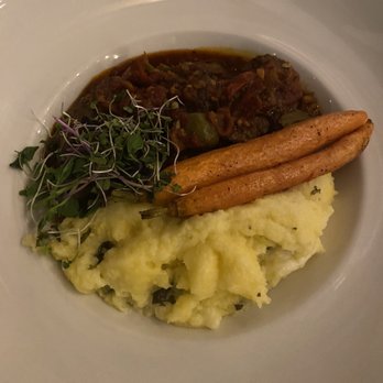 Bridgewater Bistro - Lamb Cheeks Rioja* - New American Near Me - Astoria, Oregon Bridgewater Bistro - Lamb Cheeks Rioja* - New American Near Me - Astoria, Oregon
