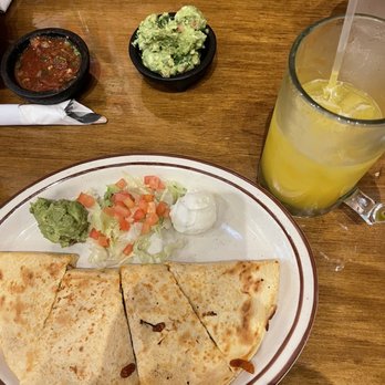 Mi Cocina Mexican Grill - Quesadilla with Meat (Alpastor), Mango Agua Fresca & Guacamole - Mexican Near Me - La Verne, California Mi Cocina Mexican Grill - Quesadilla with Meat (Alpastor), Mango Agua Fresca & Guacamole - Mexican Near Me - La Verne, California