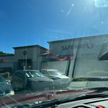 Starbucks - Coffee & Tea Near Me - Lakeport, California Starbucks - Coffee & Tea Near Me - Lakeport, California