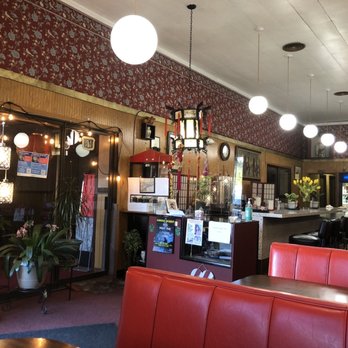 Golden Dragon Cafe - Interior - Chinese Near Me - Hoquiam, Washington Golden Dragon Cafe - Interior - Chinese Near Me - Hoquiam, Washington