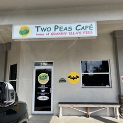 Two Peas Cafe - Entrance to Two Pease Cafe