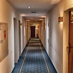 Hotel Panorama Billstedt - Flur im Ostflügel (07/2019)