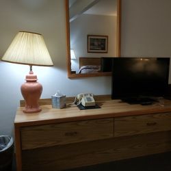 Crossroads Motel - oops I made the light crooked, it is a nice desk