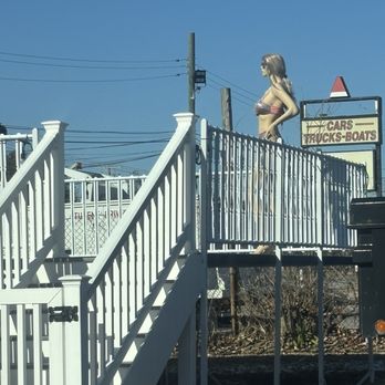 Gene Lilly Pools & Spas - Hot Tub & Pool Near Me - Pasadena, Maryland