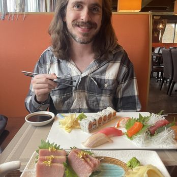 Sky Asian Cuisine - Sushi Sashimi Platter - Sushi Bars Near Me - Dayton, Ohio Sky Asian Cuisine - Sushi Sashimi Platter - Sushi Bars Near Me - Dayton, Ohio