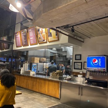 Big Wig Tacos - Restaurant counter - Mexican Near Me - Chicago, Illinois