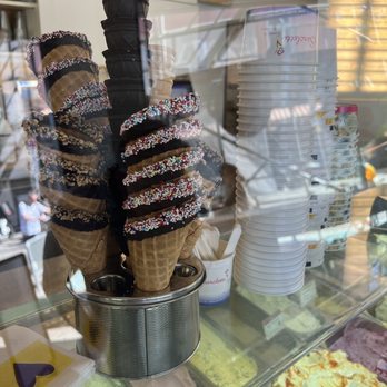Sarcletti - Cones - Ice Cream & Frozen Yogurt Near Me - Munich, BY Sarcletti - Cones - Ice Cream & Frozen Yogurt Near Me - Munich, BY