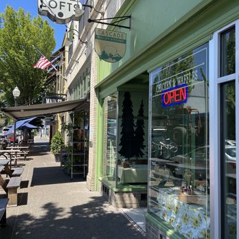 Cascade Biscuit Kitchen - Breakfast & Brunch Near Me - Springfield, Oregon