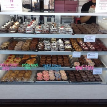 Friendly Donuts - Amazingggg - Donuts Near Me - Orange, California Friendly Donuts - Amazingggg - Donuts Near Me - Orange, California