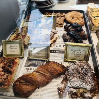 ID-Eclair - Bakeries Near Me - Pasadena, California