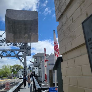 Mystic River Bascule Bridge - Landmarks & Historical Buildings Near Me - Mystic, Connecticut Mystic River Bascule Bridge - Landmarks & Historical Buildings Near Me - Mystic, Connecticut