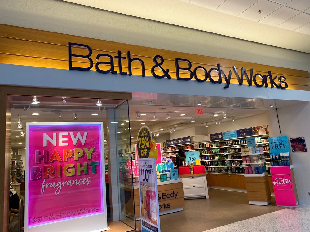 BATH & BODY WORKS Updated September 2024 4501 War Memorial Dr