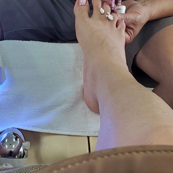 Q Nails - Getting my toes done - Nail Salons Near Me - Santa Clara, California
