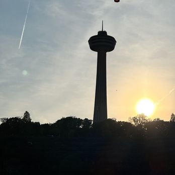 Skylon Tower - Canadian (New) Near Me - Niagara Falls, Ontario