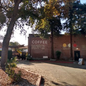 Component Coffee Lab - Outside of the coffee shop - Coffee & Tea Near Me - Visalia, California