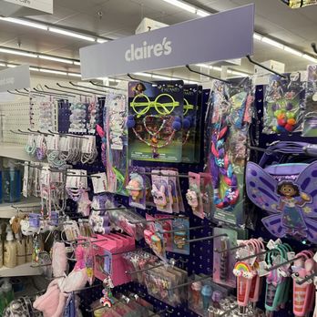 CVS Pharmacy - Claire's - Drugstores Near Me - Pasadena, California