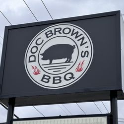 Doc Brown's BBQ - Outdoor sign