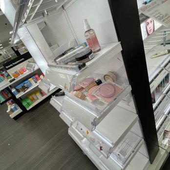 Target - Cosmetic items that don't even go in this area - Department Stores Near Me - Yuba City, California Target - Cosmetic items that don't even go in this area - Department Stores Near Me - Yuba City, California