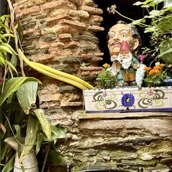 El Barroco - Dalí oversees my meal.