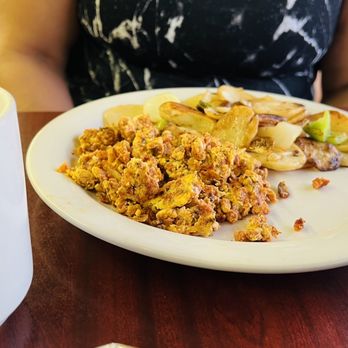 Jerry's Coffee Shop - Chorizo w/ home fries, onion & bell peppers - Coffee & Tea Near Me - Simi Valley, California Jerry's Coffee Shop - Chorizo w/ home fries, onion & bell peppers - Coffee & Tea Near Me - Simi Valley, California