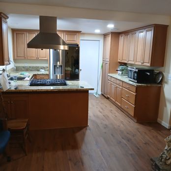 Imad's Decorating Center - New kitchen remodel so happy with the outcome. - Flooring Near Me - Grand Terrace, California Imad's Decorating Center - New kitchen remodel so happy with the outcome. - Flooring Near Me - Grand Terrace, California